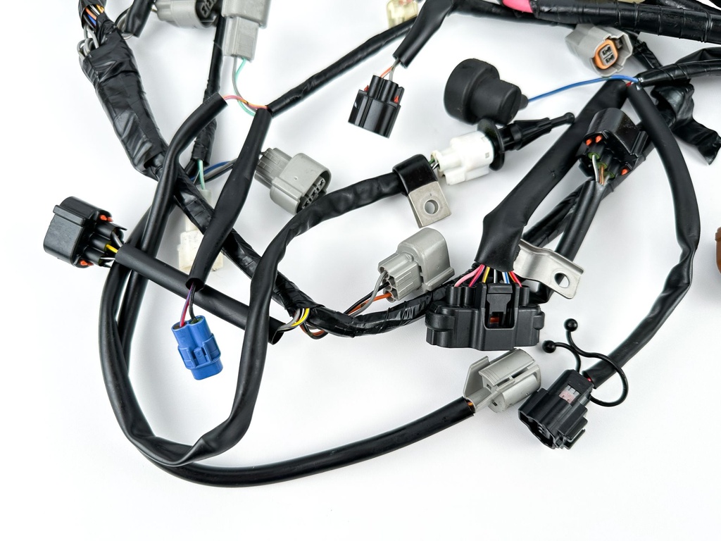 2018 Suzuki 200 HP 4 Stroke Outboard Engine Wire Harness 36610-96L61 OEM