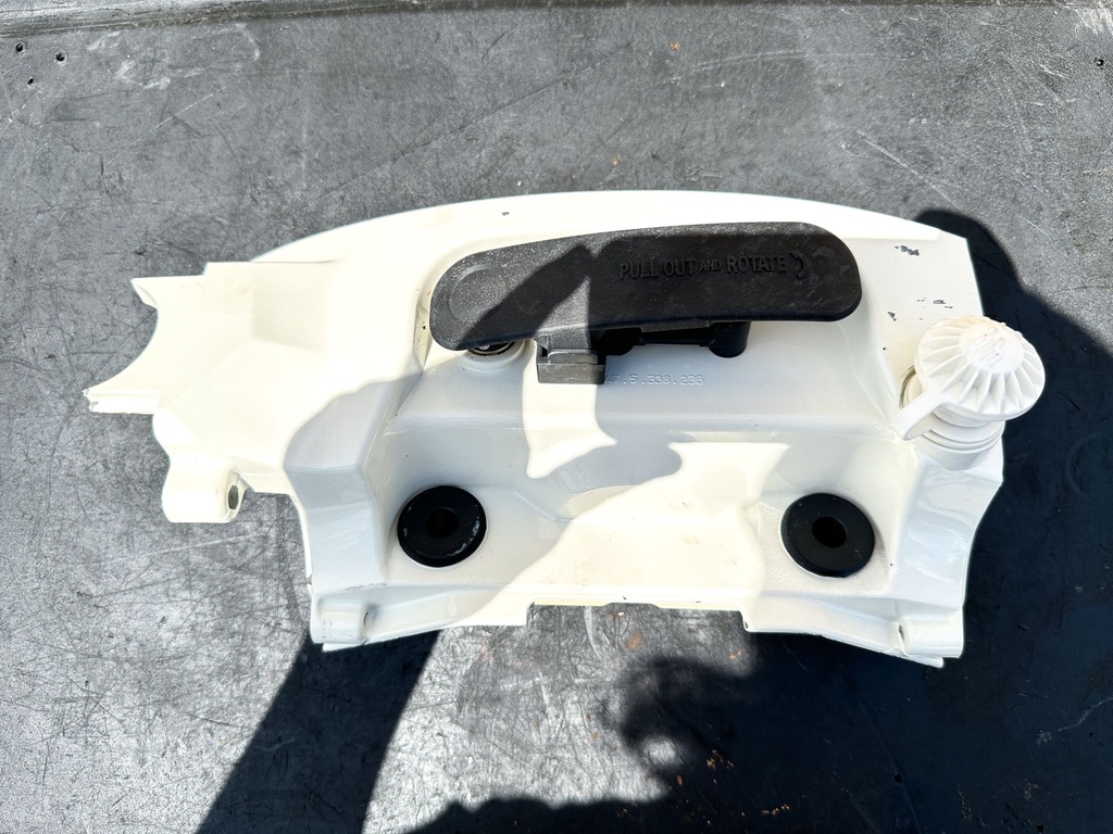 2018 Suzuki 200 HP 4 Stroke Outboard Top Cowling W/ Apron Set 61403-96810-Y5S
