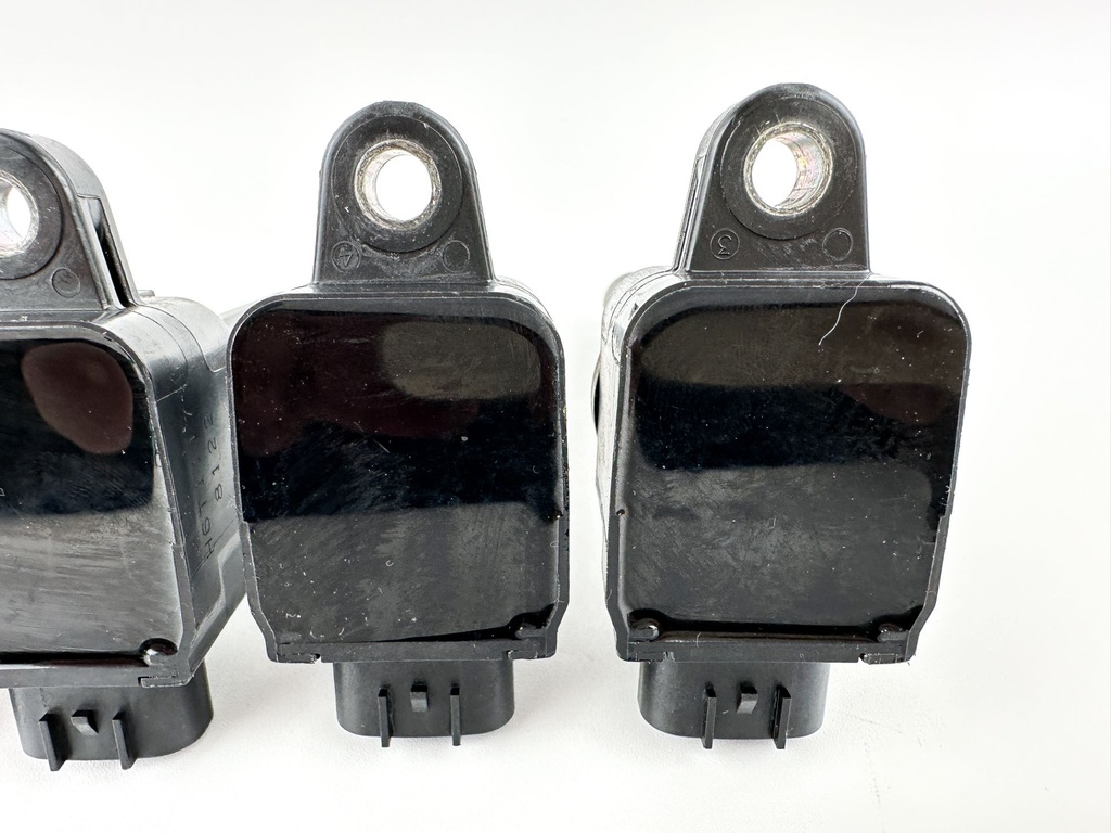 2018 Suzuki 200 HP 4 Stroke Outboard Ignition Coil Set 33410-99L00 OEM