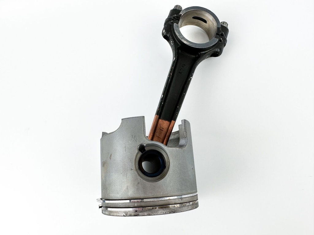 2005 Mercury 225 HP 2 Stroke Outboard Piston W/ Connecting Rod 881054T3 OEM