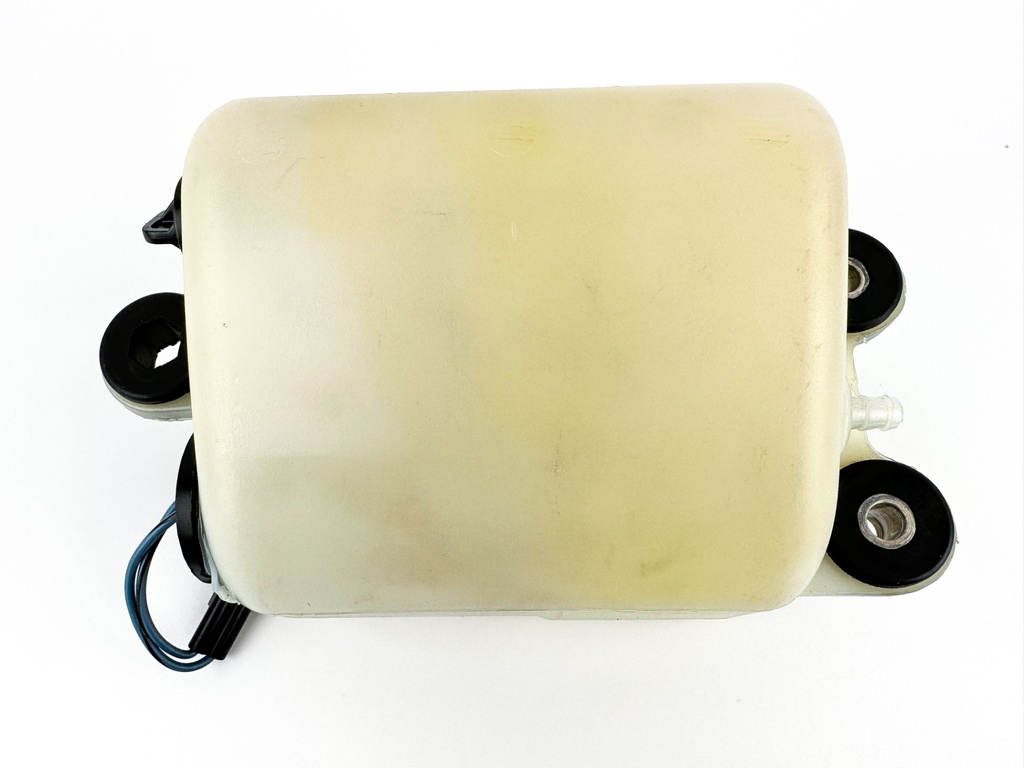 2014 Mercury 250 HP 2 Stroke Outboard Oil Tank 884525T1 OEM