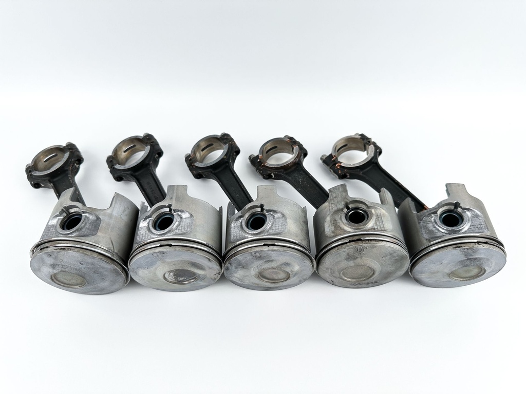 2014 Mercury 250 HP 2 Stroke Outboard Piston W/ Connecting Rod Set 843199T13