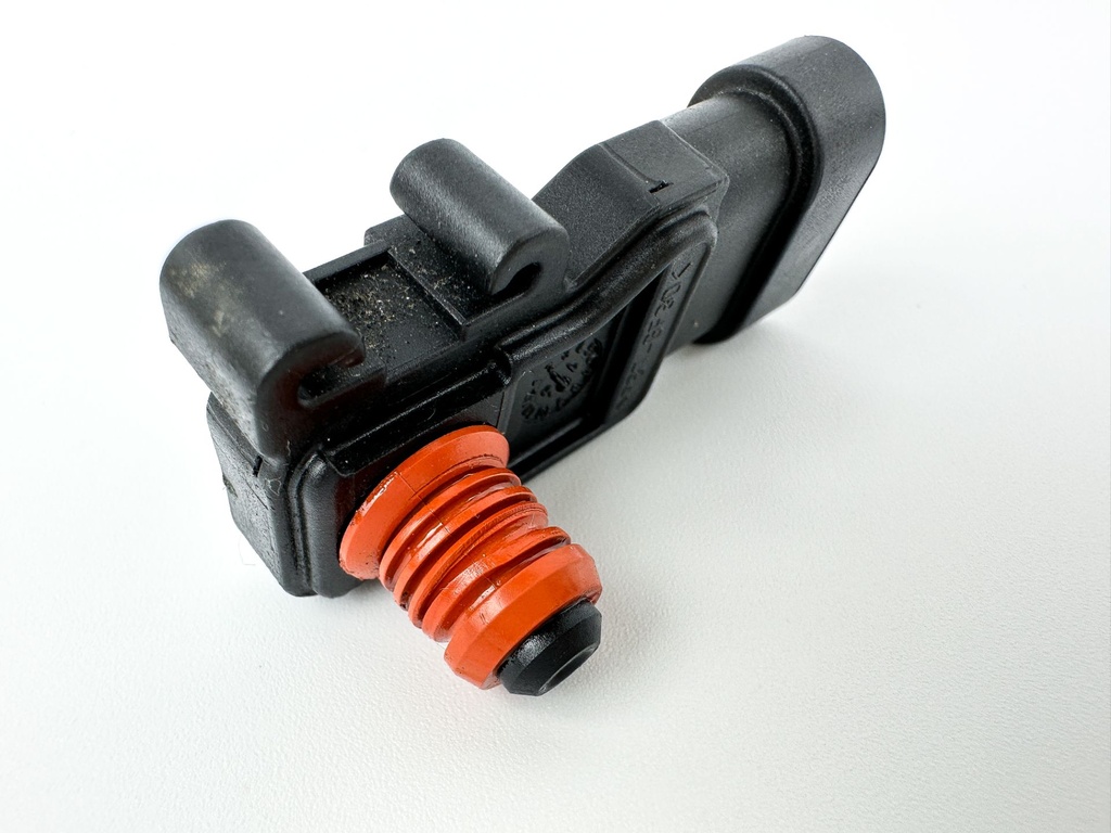 2014 Mercury 250 HP 2 Stroke Outboard MAP Pressure Sensor 884522 OEM