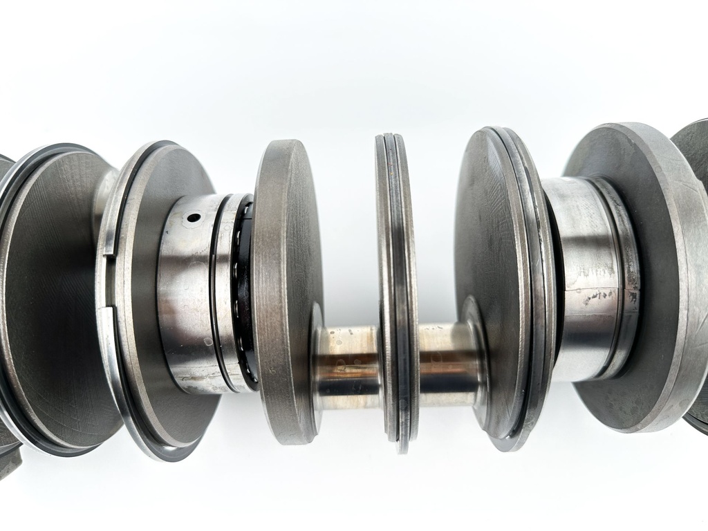 2015 Mercury 250 HP 2 Stroke Outboard Crankshaft 842753A02 OEM