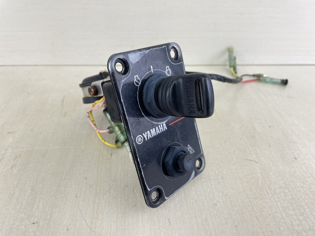 Yamaha Outboard Single Engine Ignition Key Switch Assembly 12 Pin