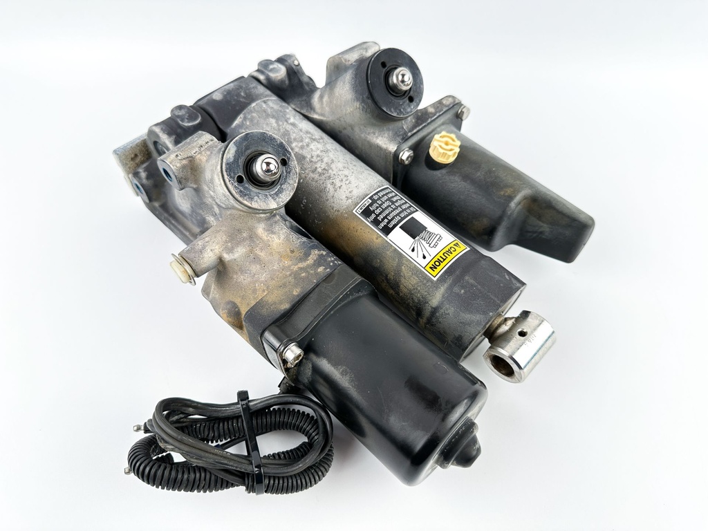 Mercury 135 - 250 HP Optimax EFI Outboard Power Trim & Tilt Unit Assembly - Tested
