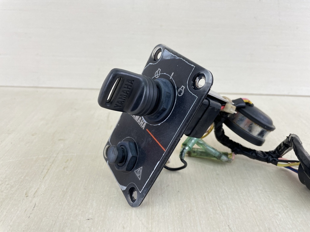 Yamaha Outboard Single Engine Ignition Key Switch Assembly 12 Pin