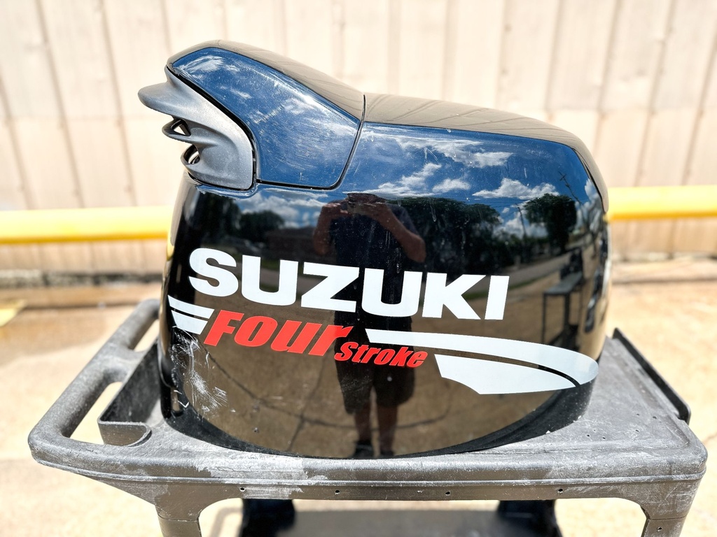 2003 Suzuki 140 HP 4 Stroke Outboard Top Cowling 61410-92846-0EP OEM