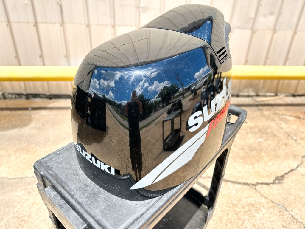 2003 Suzuki 140 HP 4 Stroke Outboard Top Cowling 61410-92846-0EP OEM