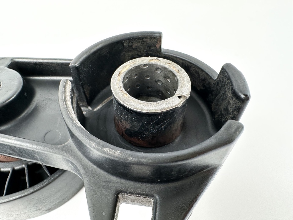 2015 Mercury 250 HP 2 Stroke Outboard Belt Tensioner 852385A2 OEM
