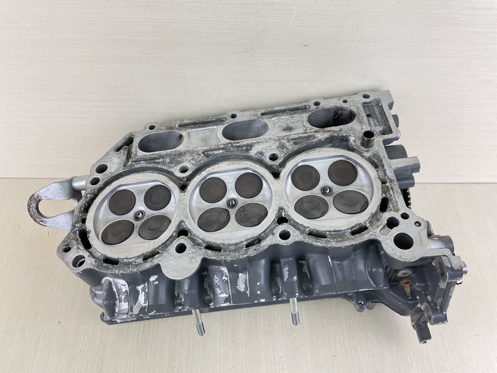 2004 Suzuki 225HP 4 Stroke Port Left Cylinder Head Assembly 11103-93J02