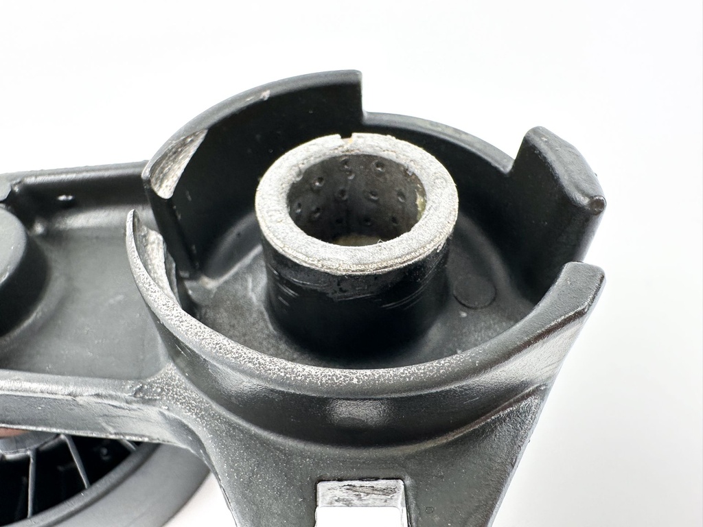2005 Mercury 225 HP 2 Stroke Outboard Belt Tensioner 852385A2 OEM