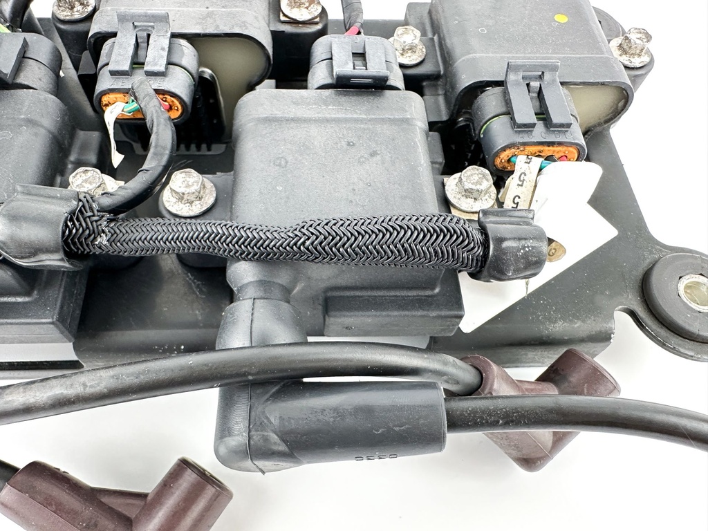 2015 Mercury 250 HP 2 Stroke Outboard Ignition Coil Set W/ Plate 879984A1 OEM