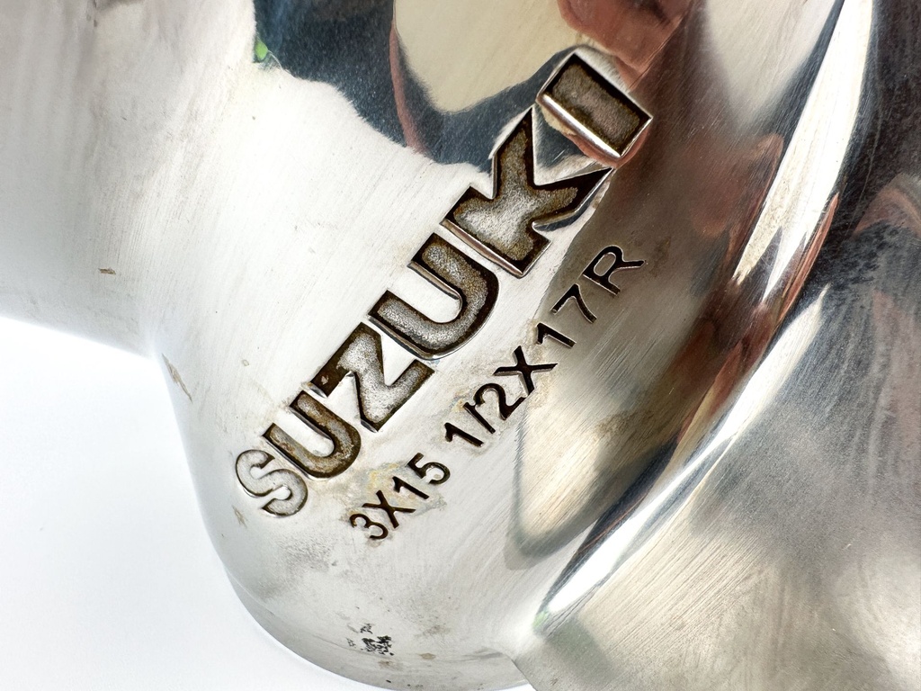 Suzuki Outboard Prop Propeller 3 Blade RH Standard 15 1/2 x 17P