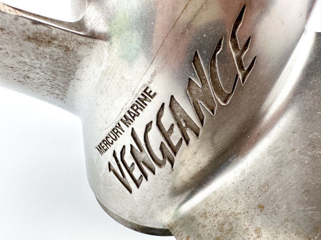 Mercury 48-16314 Vengeance RH 3-Blade 14″x 17P Stainless Steel Propeller