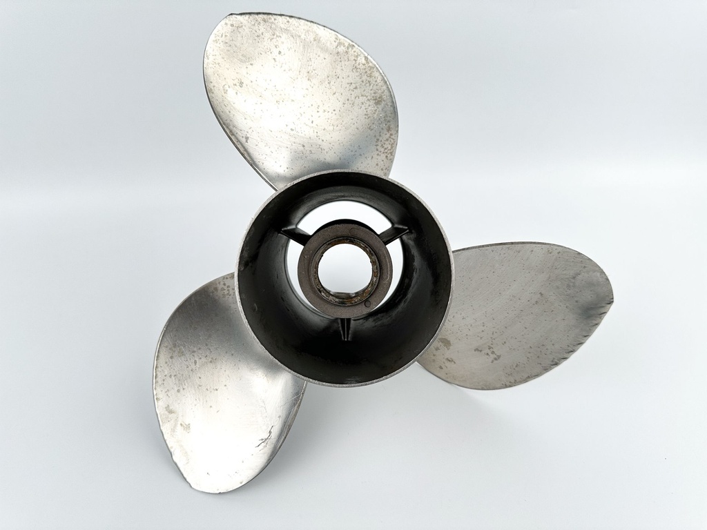 Mercury Vengeance Stainless Steel Propeller Prop 14" x 19P 3 Blade RH