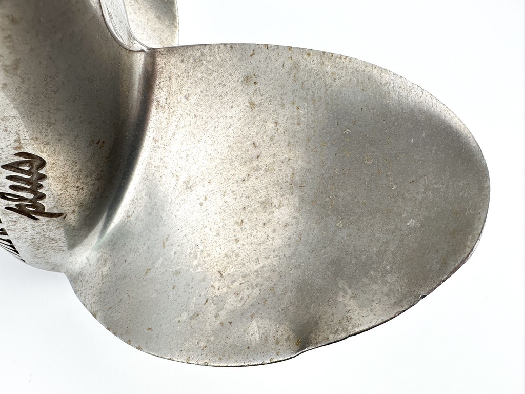 Mercury 48-18278A46 15 1/2 x 17 Propeller Outboard Engine Standard Rotation RH