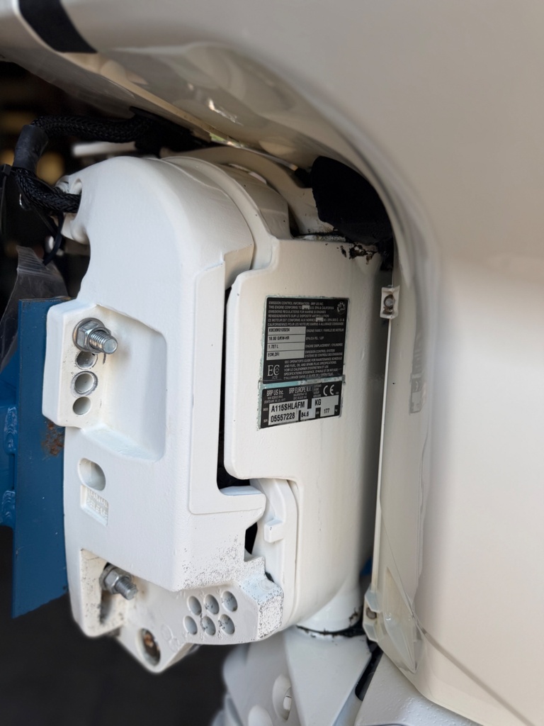 2019 Evinrude Etec 115HP 2 Stroke Outboard Engine 20" - 184 Hours