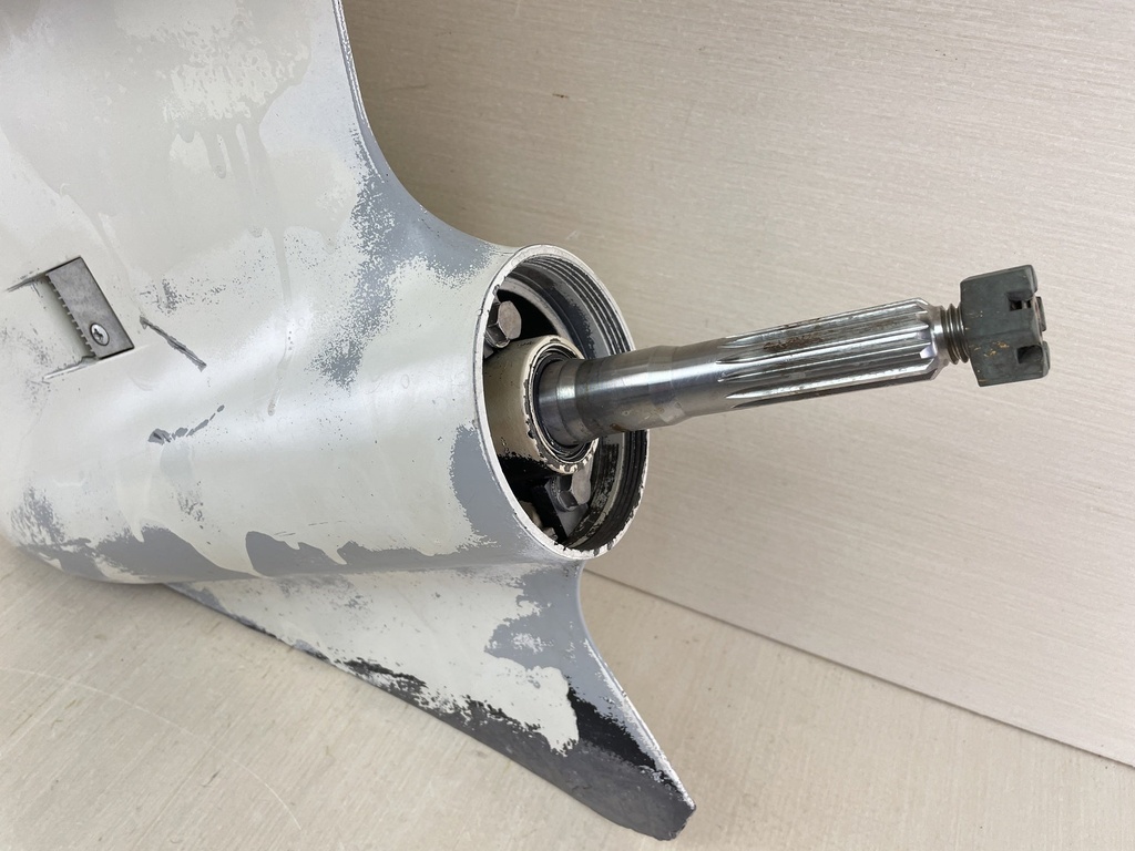 5004632 Evinrude Johnson 1995-2005 20" Lower Unit Gear Case V4 90 115 HP