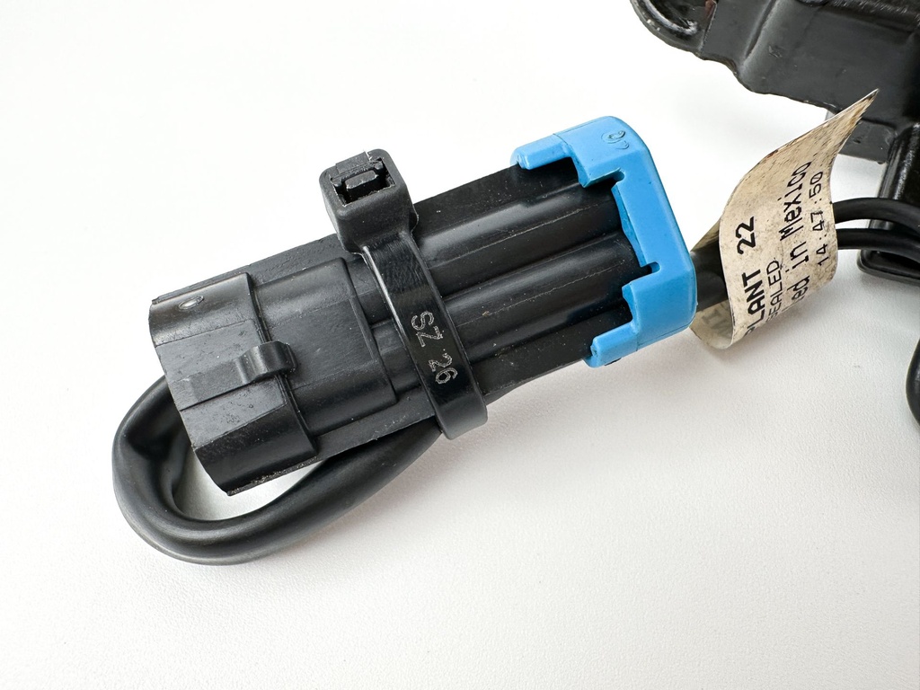2005 Mercury 225 HP 2 Stroke Outboard Neutral Switch 889514A01 OEM