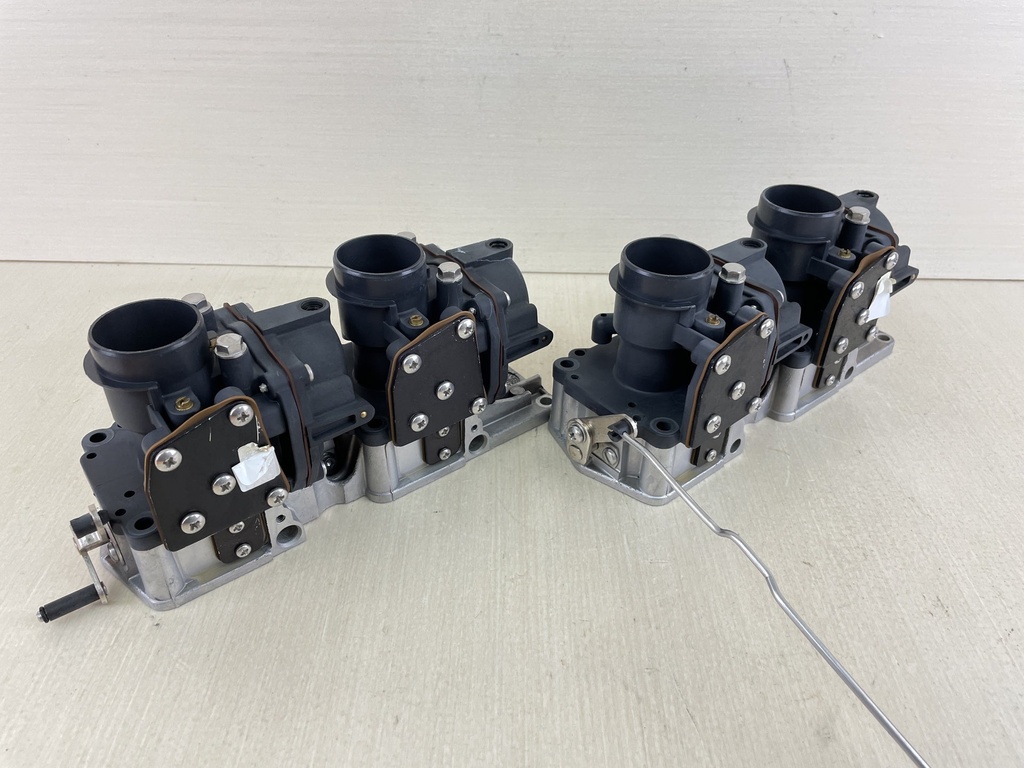 0439007 0439209 Johnson Evinrude Port Starboard Carburetor Set 2000 90HP