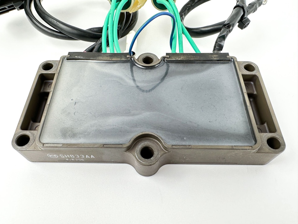 2014 Yamaha 200 HP 4 Stroke Outboard Rectifier & Regulator 6DA-81960-00-00 OEM