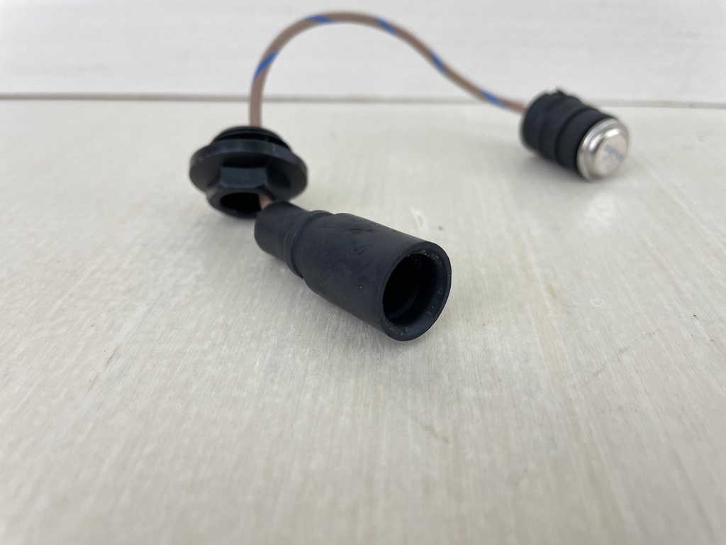 0585184 0514400 Evinrude Johnson 2 Stroke Outboard Starboard Temperature Switch