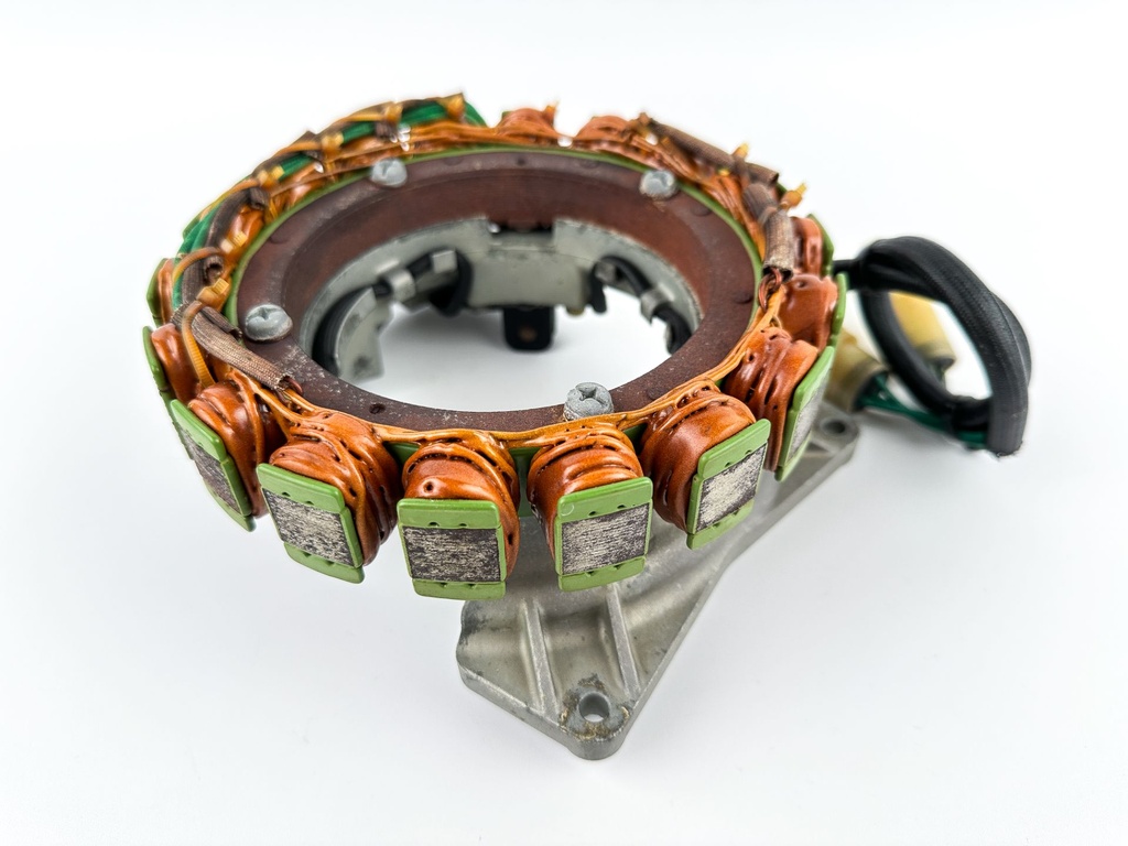 2004 Yamaha 225 HP 4 Stroke Outboard Coil Pulser Base Stator Assembly 69J-81460-01-00 OEM