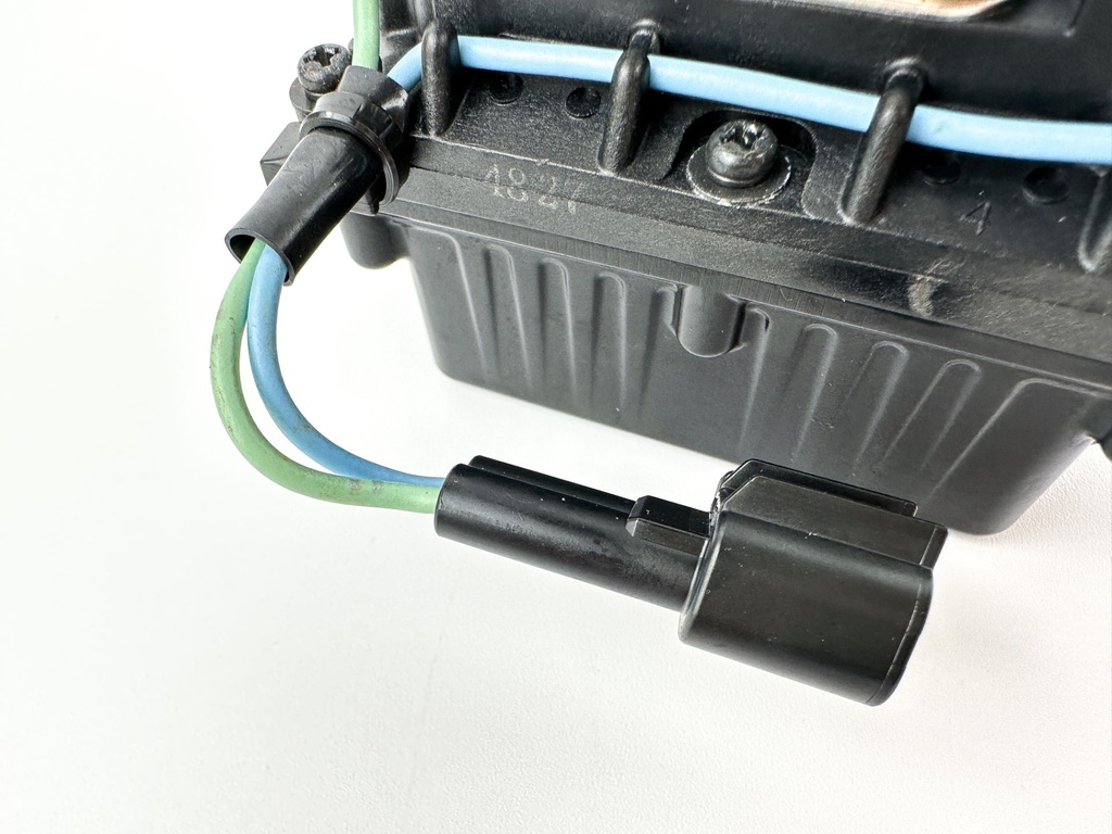 2014 Yamaha 200 HP 4 Stroke Outboard Trim Tilt Relay 63P-81950-00-00 OEM