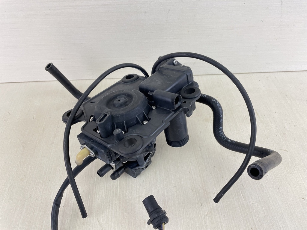 5007420 Evinrude Johnson Fuel Pump W/ Primer & Bracket 90 115 HP 1995-2001