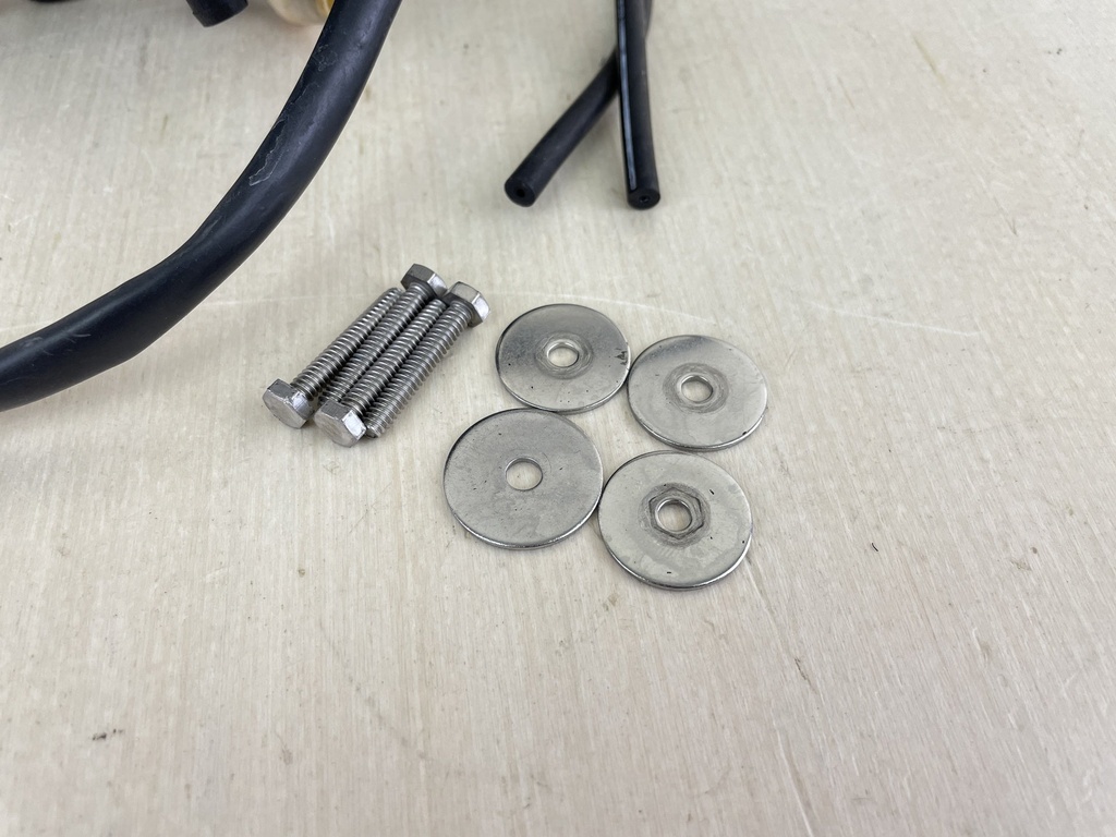 5007420 Evinrude Johnson Fuel Pump W/ Primer & Bracket 90 115 HP 1995-2001