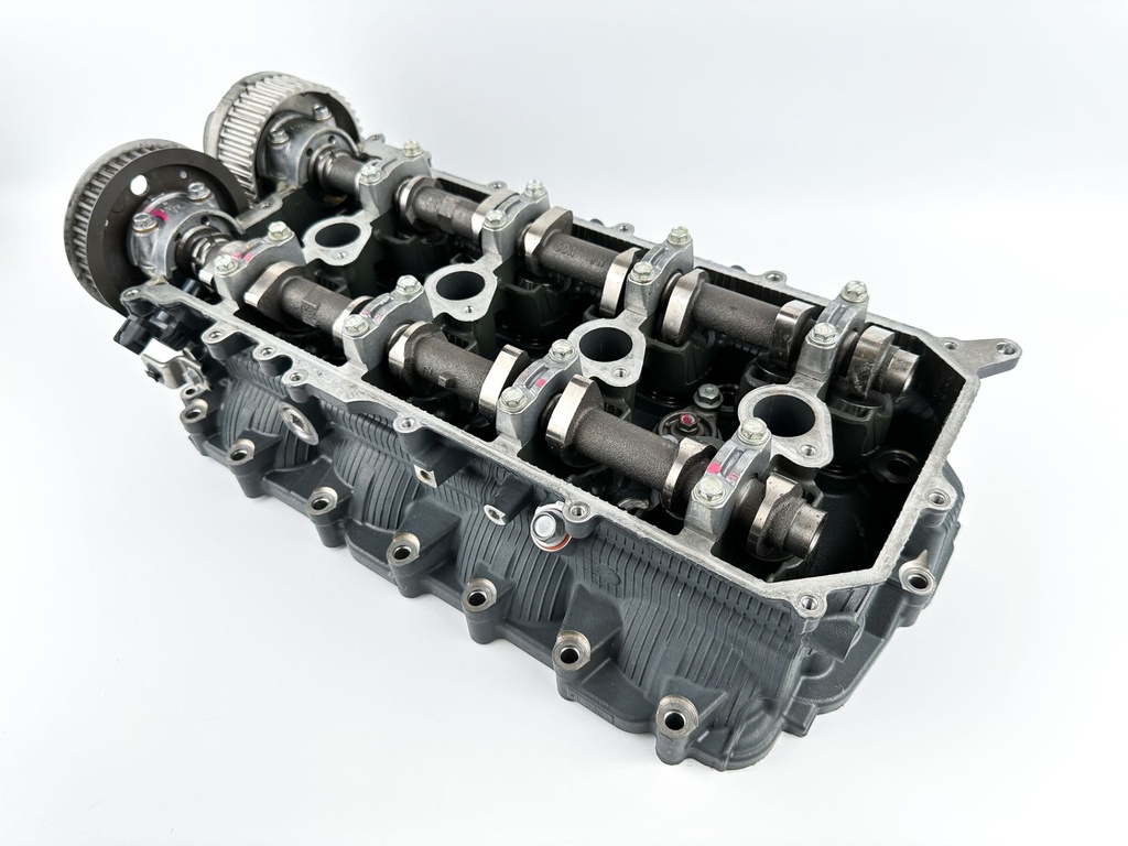 2014 Yamaha 200 HP 4 Stroke Outboard Cylinder Head 6DA-W009A-00-9S OEM