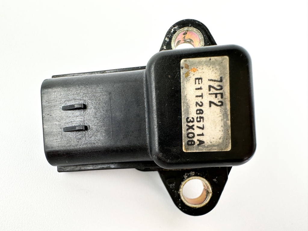 2004 Suzuki 200 HP 4 Stroke Outboard MAP Pressure Sensor 18590-68H00 OEM