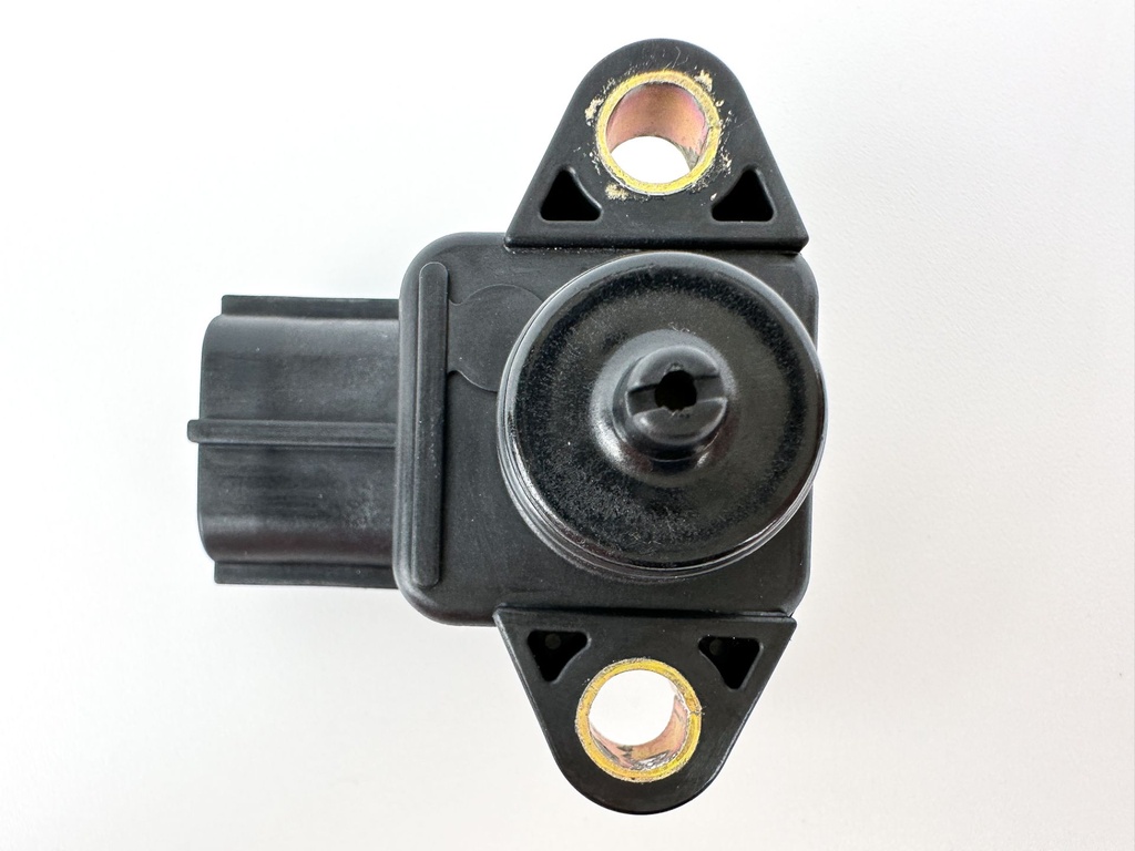 2004 Suzuki 200 HP 4 Stroke Outboard MAP Pressure Sensor 18590-68H00 OEM