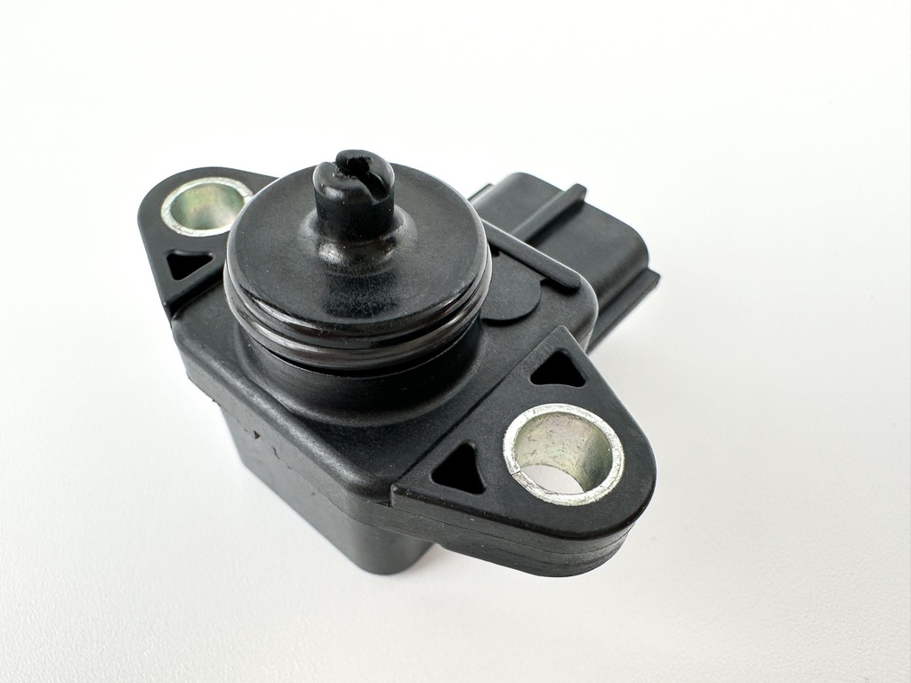 2006 Suzuki 225 HP 4 Stroke Outboard MAP Pressure Sensor 18590-68H00 OEM