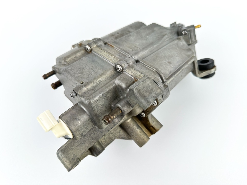 Suzuki DF 200 225 250 HP 4 Stroke Outboard Vapor Separator Tank VST 15600-93J02 OEM