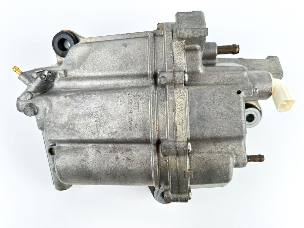 Suzuki DF 200 225 250 HP 4 Stroke Outboard Vapor Separator Tank VST 15600-93J02 OEM
