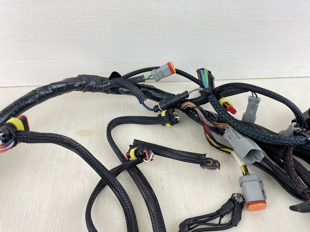 586769 Evinrude 200HP 2 Stroke Engine Electrical Harness Assembly 0586769