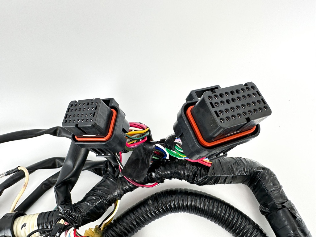 2004 Suzuki 200 HP 4 Stroke Outboard Engine Wire Harness 36610-93J01 OEM