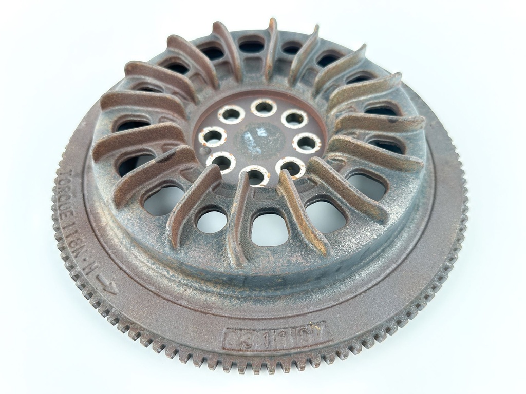 2004 Suzuki 200 HP 4 Stroke Outboard Flywheel & Charging Coil 32102-93J20