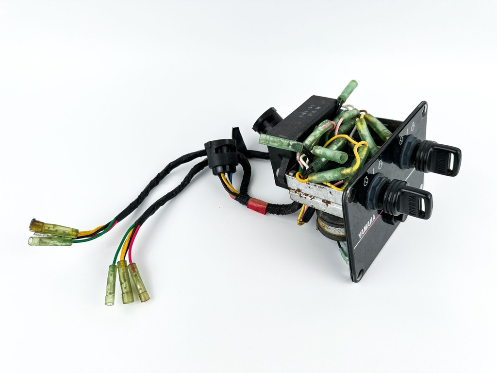 Yamaha Outboard Twin Dual Engine Ignition Key Switch with Key
