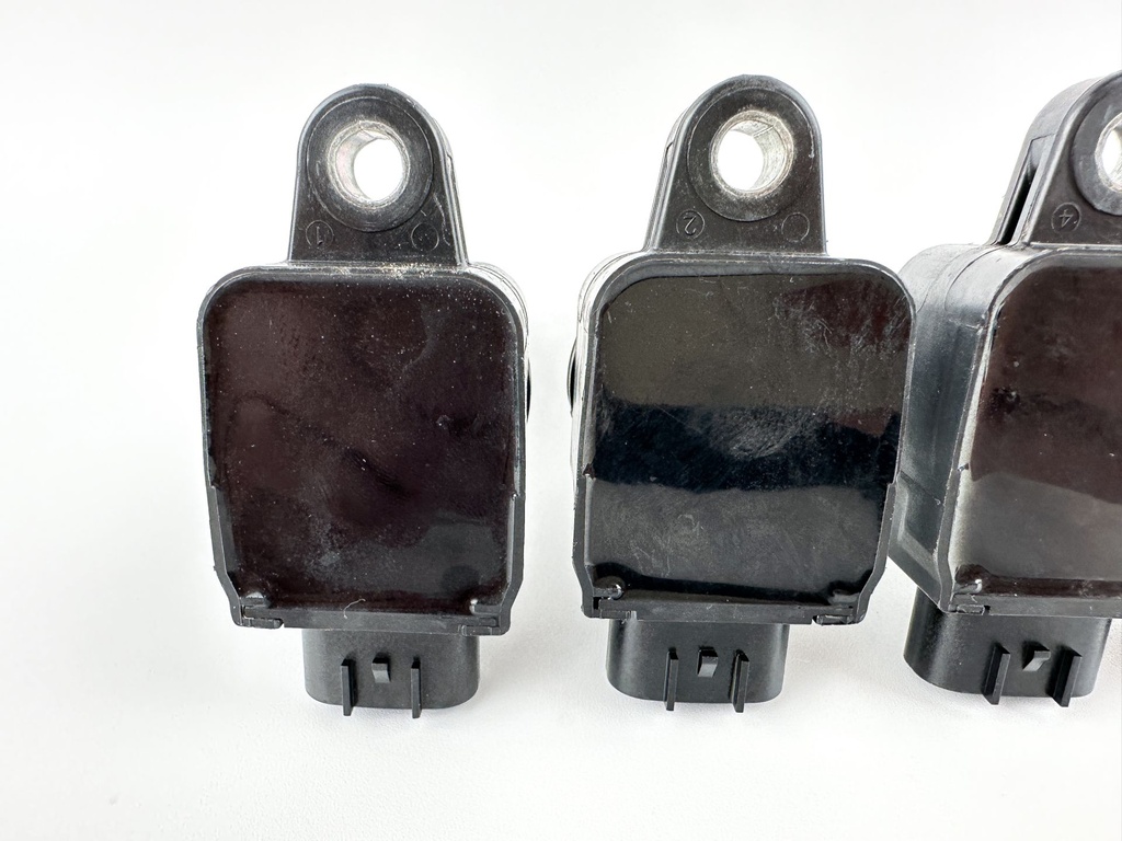 2017 Yamaha 200 HP 4 Stroke Outboard Ignition Coil Set 6CB-82310-00-00 OEM