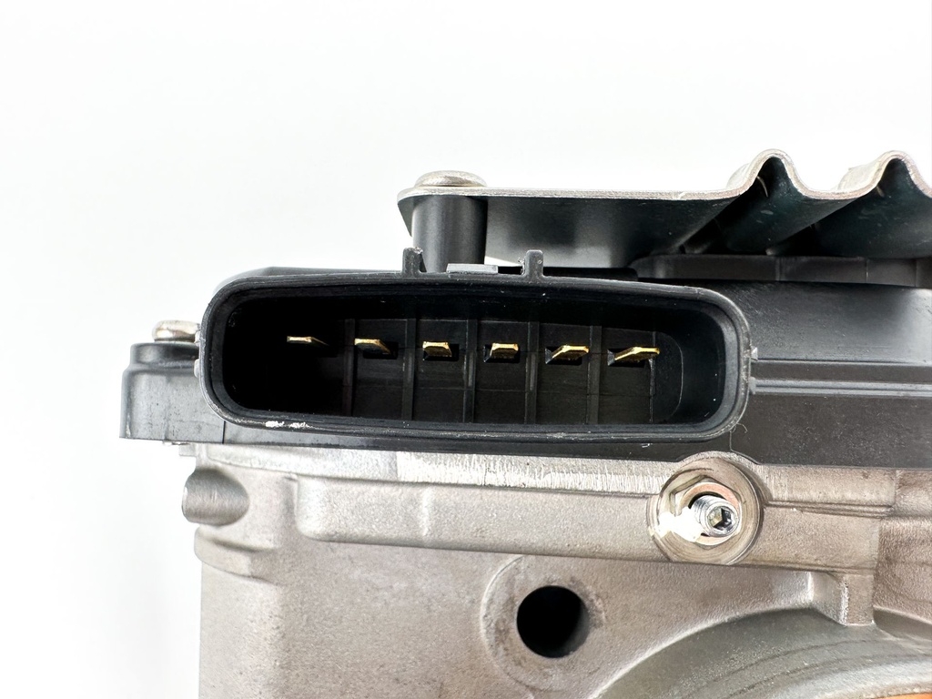 2017 Yamaha 200 HP 4 Stroke Outboard Throttle Body Assembly 6DA-13751-01-00 OEM