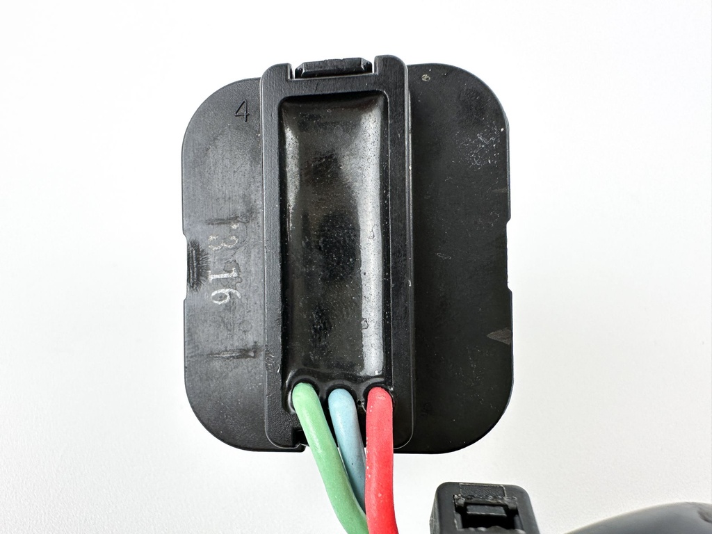 2017 Yamaha 200 HP 4 Stroke Outboard Trim Switch 69J-82563-01-00 OEM