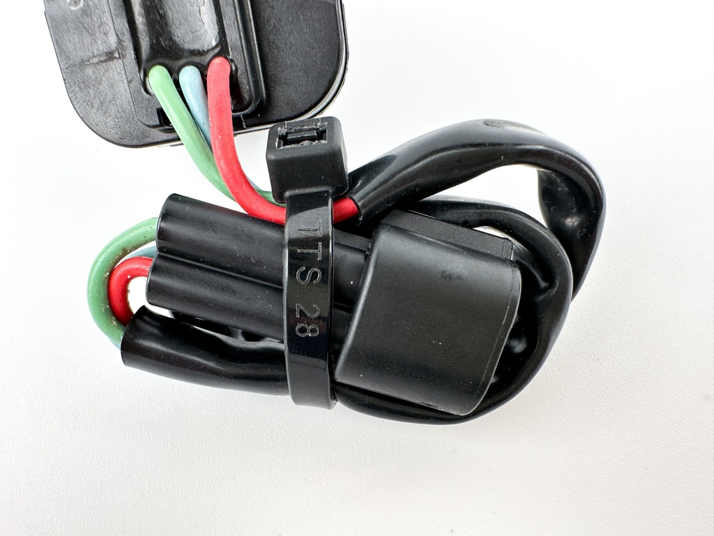 2017 Yamaha 200 HP 4 Stroke Outboard Trim Switch 69J-82563-01-00 OEM