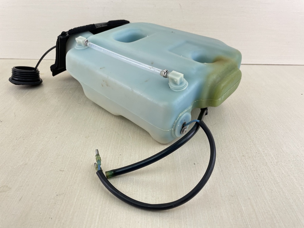 812778A1 Mercury 1989-1997 2 Stroke Oil Tank Reservoir 40HP