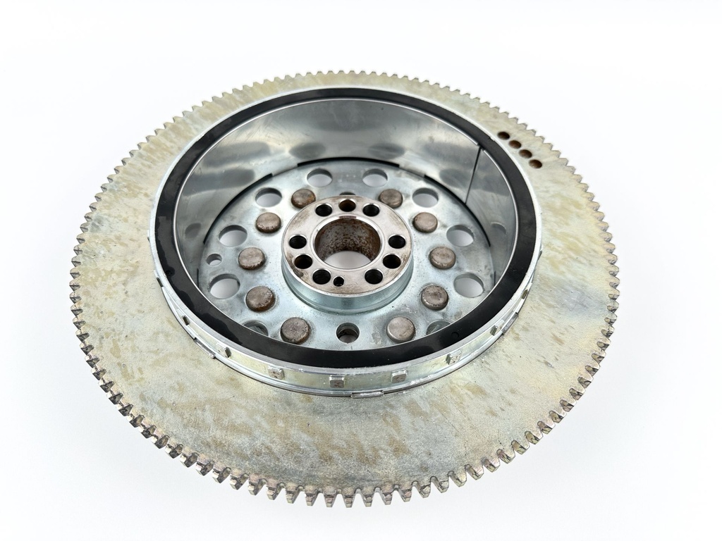 2017 Yamaha 200 HP 4 Stroke Outboard Flywheel Rotor 6DA-W8145-00-00 OEM