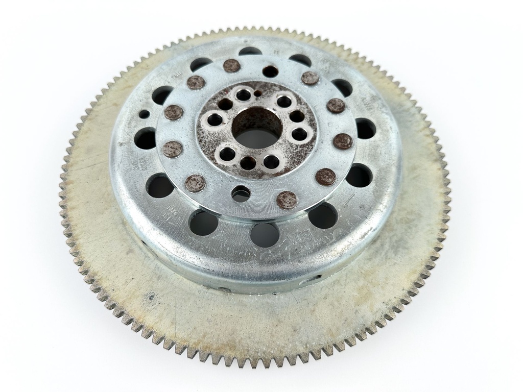 2017 Yamaha 200 HP 4 Stroke Outboard Flywheel Rotor 6DA-W8145-00-00 OEM