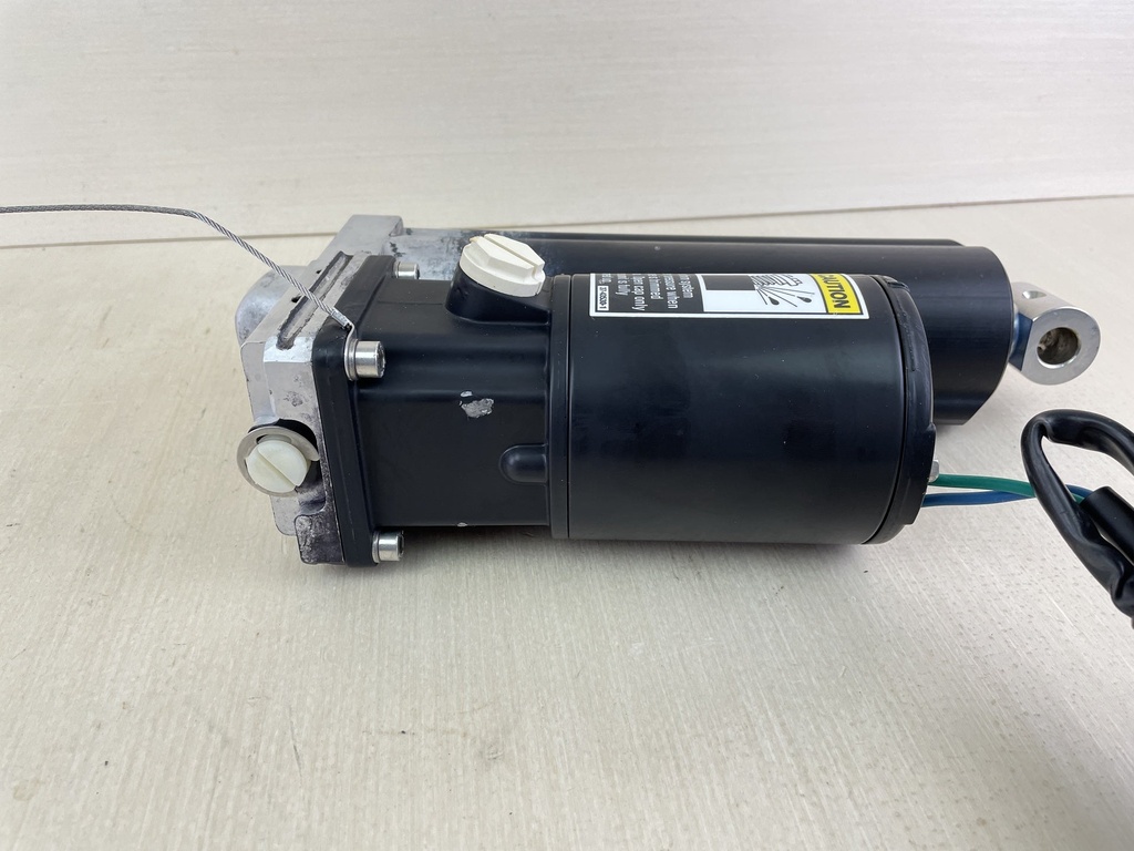 830150T2 Mercury 40 50 60 HP 2 Stroke Outboard Power Trim Tilt Unit Assembly 822870A1