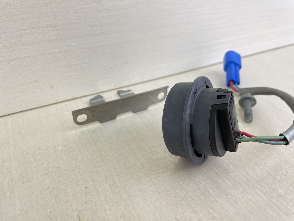 Yamaha 80HP 4 Stroke Outboard Trim Tilt Switch Assembly 63D-82563-11-00